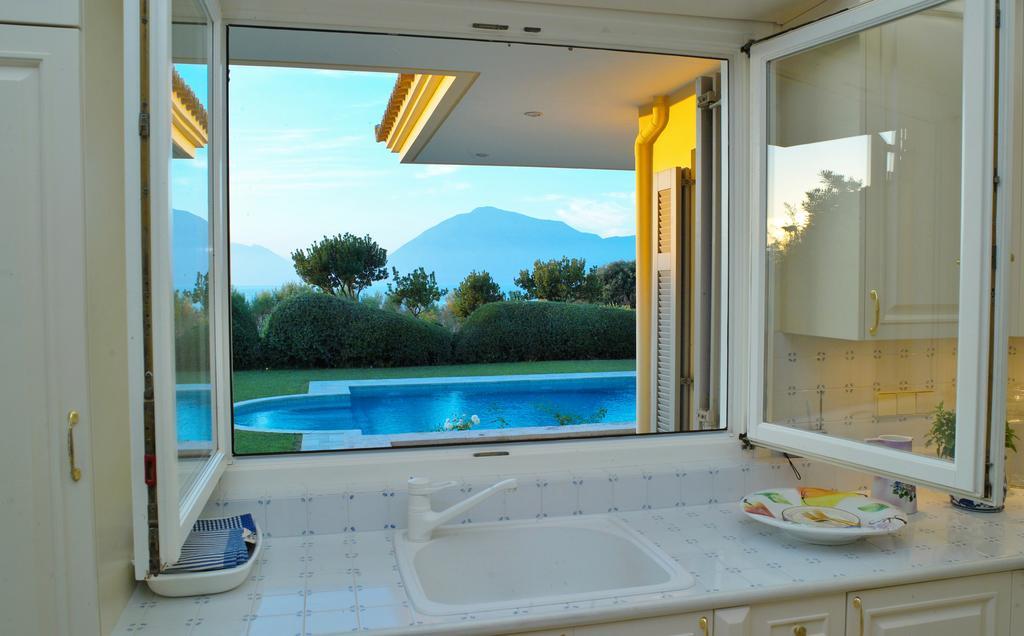 Villa Dh Epavlis Rio Exterior foto